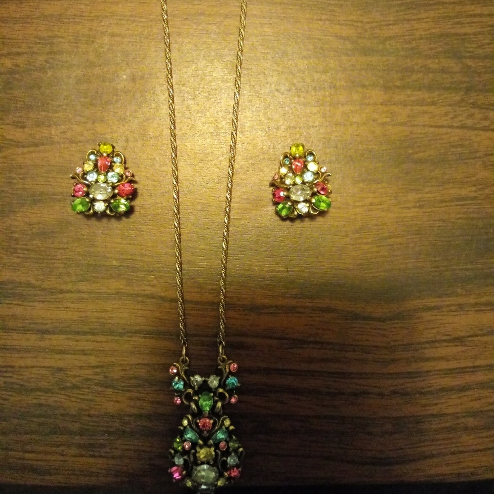 Hollycraft Necklace and Earring Set